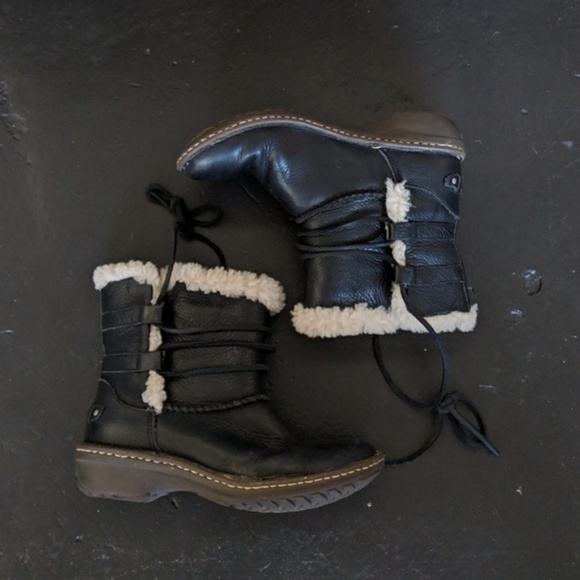 UGG Shoes - UGG Caspia Black Shearling Lace Up Ankle Boots